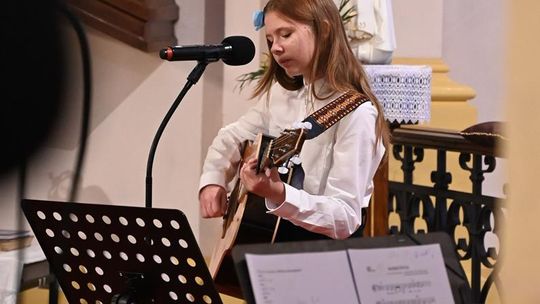 5. edycja PRZEGLĄDU PIEŚNI MARYJNEJ "Ciebie na wieki wychwalać będziemy" [GALERIA ZDJĘĆ]