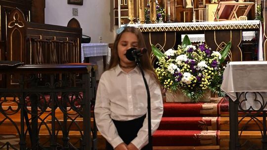 5. edycja PRZEGLĄDU PIEŚNI MARYJNEJ "Ciebie na wieki wychwalać będziemy" [GALERIA ZDJĘĆ]