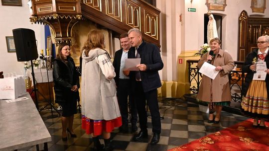 5. edycja PRZEGLĄDU PIEŚNI MARYJNEJ "Ciebie na wieki wychwalać będziemy" [GALERIA ZDJĘĆ]