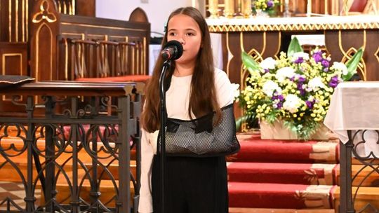 5. edycja PRZEGLĄDU PIEŚNI MARYJNEJ "Ciebie na wieki wychwalać będziemy" [GALERIA ZDJĘĆ]