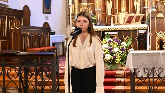 5. edycja PRZEGLĄDU PIEŚNI MARYJNEJ "Ciebie na wieki wychwalać będziemy" [GALERIA ZDJĘĆ]