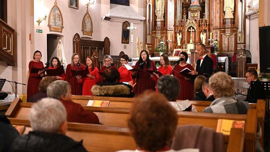 5. edycja PRZEGLĄDU PIEŚNI MARYJNEJ "Ciebie na wieki wychwalać będziemy" [GALERIA ZDJĘĆ]