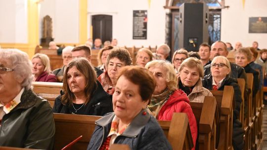 5. edycja PRZEGLĄDU PIEŚNI MARYJNEJ "Ciebie na wieki wychwalać będziemy" [GALERIA ZDJĘĆ]