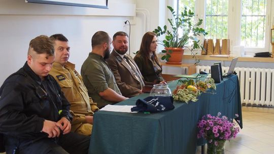 Chełm. Święto Drzewa Zespole Szkół Budowlanych i Geodezyjnych [GALERIA ZDJĘĆ]