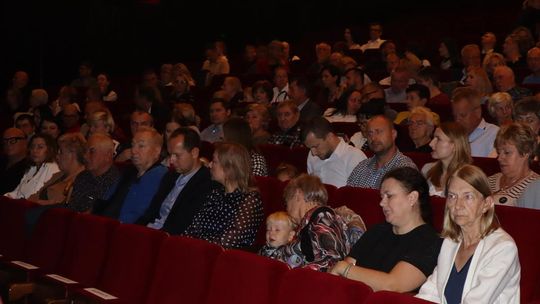 Chełm. Drogi do szczęścia - przedstawienie uczniów szkoły społecznej [GALERIA ZDJĘĆ]