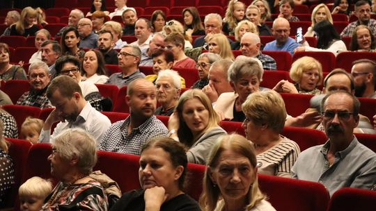 Chełm. Drogi do szczęścia - przedstawienie uczniów szkoły społecznej [GALERIA ZDJĘĆ]