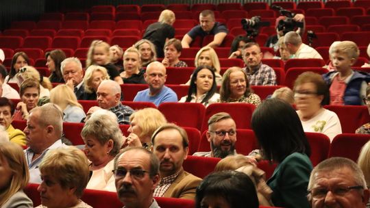 Chełm. Drogi do szczęścia - przedstawienie uczniów szkoły społecznej [GALERIA ZDJĘĆ]