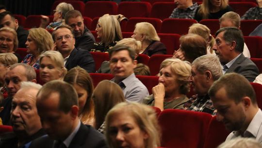 Chełm. Drogi do szczęścia - przedstawienie uczniów szkoły społecznej [GALERIA ZDJĘĆ]