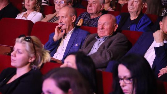 Chełm. Drogi do szczęścia - przedstawienie uczniów szkoły społecznej [GALERIA ZDJĘĆ]