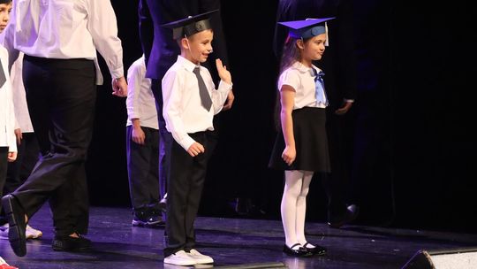 Chełm. Drogi do szczęścia - przedstawienie uczniów szkoły społecznej [GALERIA ZDJĘĆ]