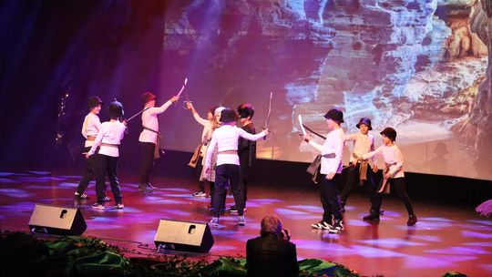 Chełm. Drogi do szczęścia - przedstawienie uczniów szkoły społecznej [GALERIA ZDJĘĆ]