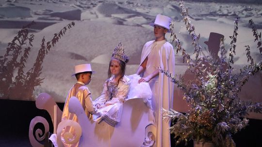 Chełm. Drogi do szczęścia - przedstawienie uczniów szkoły społecznej [GALERIA ZDJĘĆ]