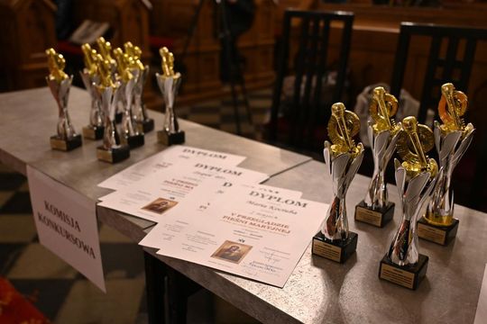 5. edycja PRZEGLĄDU PIEŚNI MARYJNEJ "Ciebie na wieki wychwalać będziemy" [GALERIA ZDJĘĆ]