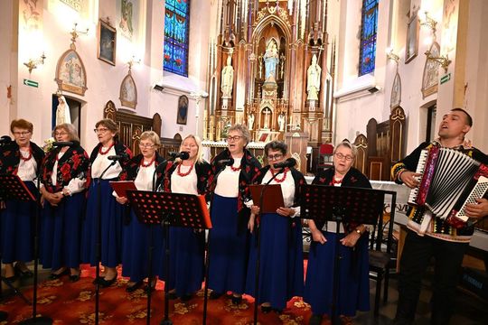 5. edycja PRZEGLĄDU PIEŚNI MARYJNEJ "Ciebie na wieki wychwalać będziemy" [GALERIA ZDJĘĆ]