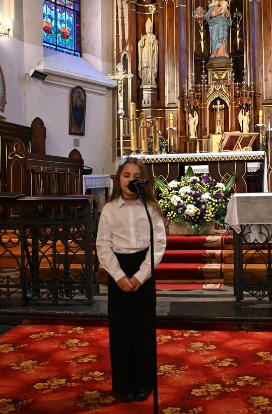 5. edycja PRZEGLĄDU PIEŚNI MARYJNEJ "Ciebie na wieki wychwalać będziemy" [GALERIA ZDJĘĆ]