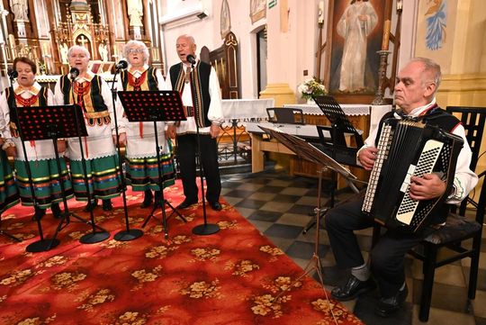 5. edycja PRZEGLĄDU PIEŚNI MARYJNEJ "Ciebie na wieki wychwalać będziemy" [GALERIA ZDJĘĆ]