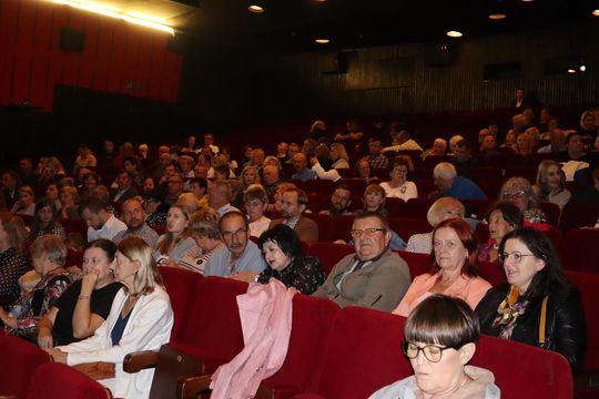 Chełm. Drogi do szczęścia - przedstawienie uczniów szkoły społecznej [GALERIA ZDJĘĆ]