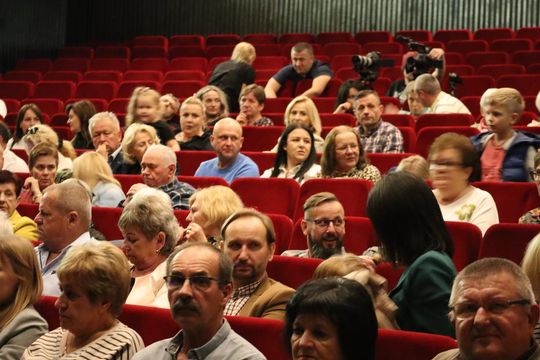 Chełm. Drogi do szczęścia - przedstawienie uczniów szkoły społecznej [GALERIA ZDJĘĆ]