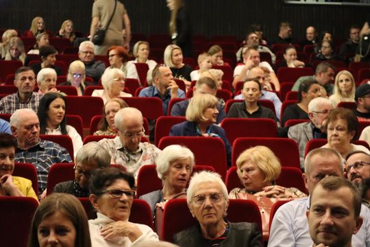 Chełm. Drogi do szczęścia - przedstawienie uczniów szkoły społecznej [GALERIA ZDJĘĆ]