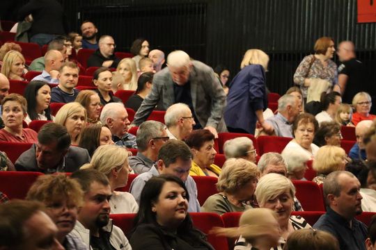 Chełm. Drogi do szczęścia - przedstawienie uczniów szkoły społecznej [GALERIA ZDJĘĆ]