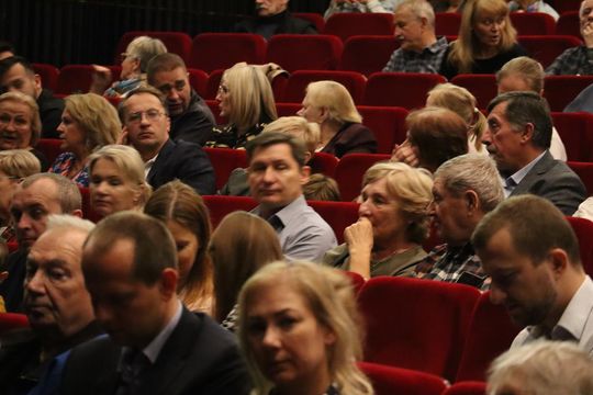 Chełm. Drogi do szczęścia - przedstawienie uczniów szkoły społecznej [GALERIA ZDJĘĆ]