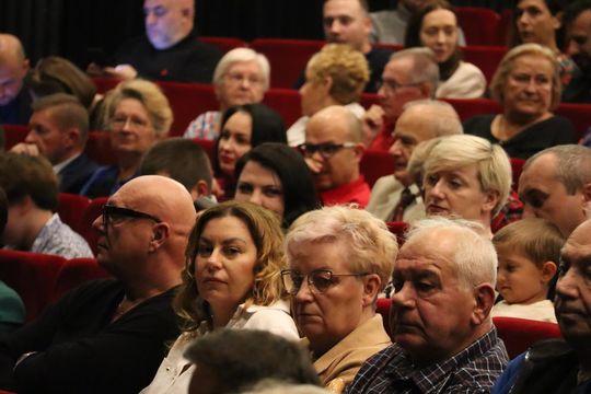 Chełm. Drogi do szczęścia - przedstawienie uczniów szkoły społecznej [GALERIA ZDJĘĆ]