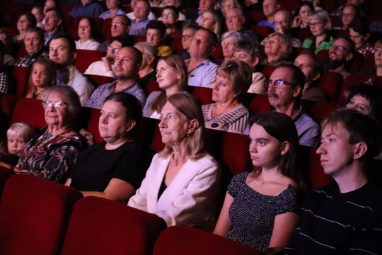 Chełm. Drogi do szczęścia - przedstawienie uczniów szkoły społecznej [GALERIA ZDJĘĆ]