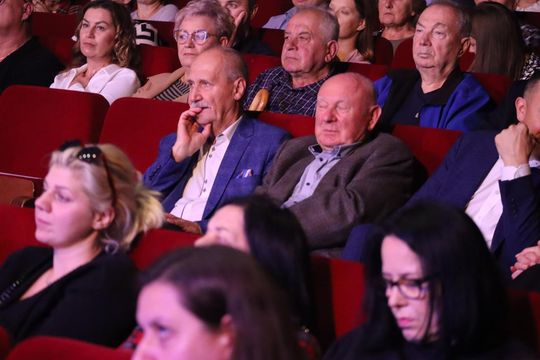 Chełm. Drogi do szczęścia - przedstawienie uczniów szkoły społecznej [GALERIA ZDJĘĆ]