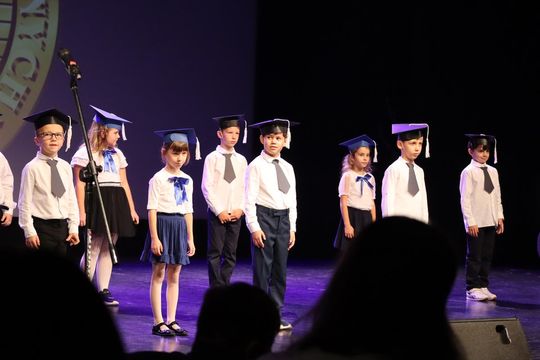 Chełm. Drogi do szczęścia - przedstawienie uczniów szkoły społecznej [GALERIA ZDJĘĆ]