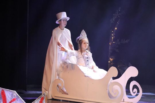 Chełm. Drogi do szczęścia - przedstawienie uczniów szkoły społecznej [GALERIA ZDJĘĆ]