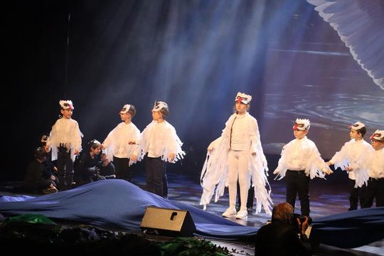 Chełm. Drogi do szczęścia - przedstawienie uczniów szkoły społecznej [GALERIA ZDJĘĆ]