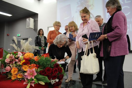 Chełm. Spotkanie autorskie z poetką Teresą Pyc [GALERIA ZDJĘĆ]