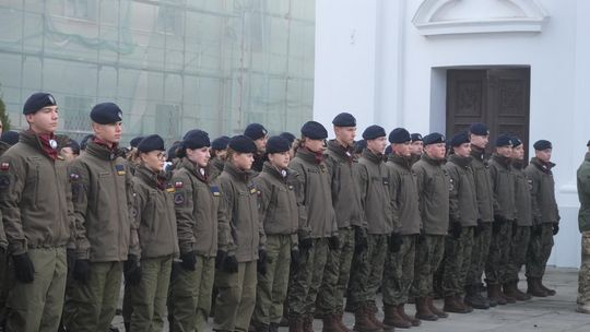 Chełm. Uroczystość z okazji Święta Niepodległości 2024. Msza św. w chełmskiej bazylice [GALERIA ZDJĘĆ]