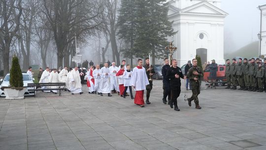 Chełm. Uroczystość z okazji Święta Niepodległości 2024. Msza św. w chełmskiej bazylice [GALERIA ZDJĘĆ]