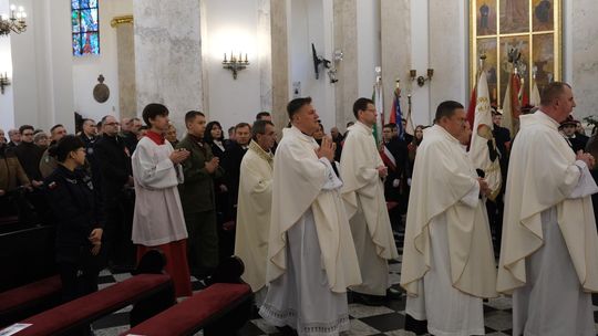 Chełm. Uroczystość z okazji Święta Niepodległości 2024. Msza św. w chełmskiej bazylice [GALERIA ZDJĘĆ]