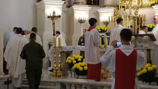 Chełm. Uroczystość z okazji Święta Niepodległości 2024. Msza św. w chełmskiej bazylice [GALERIA ZDJĘĆ]