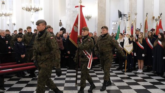 Chełm. Uroczystość z okazji Święta Niepodległości 2024. Msza św. w chełmskiej bazylice [GALERIA ZDJĘĆ]