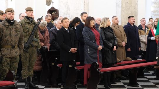Chełm. Uroczystość z okazji Święta Niepodległości 2024. Msza św. w chełmskiej bazylice [GALERIA ZDJĘĆ]