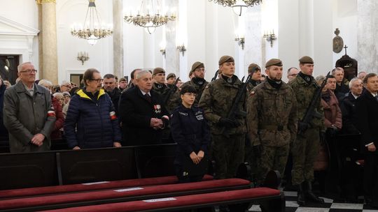 Chełm. Uroczystość z okazji Święta Niepodległości 2024. Msza św. w chełmskiej bazylice [GALERIA ZDJĘĆ]