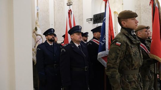 Chełm. Uroczystość z okazji Święta Niepodległości 2024. Msza św. w chełmskiej bazylice [GALERIA ZDJĘĆ]