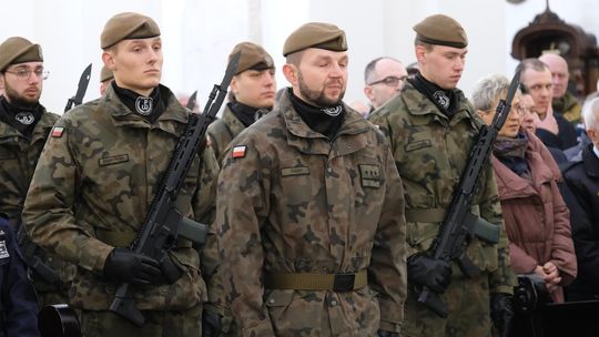 Chełm. Uroczystość z okazji Święta Niepodległości 2024. Msza św. w chełmskiej bazylice [GALERIA ZDJĘĆ]