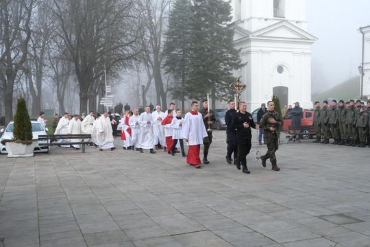 Chełm. Uroczystość z okazji Święta Niepodległości 2024. Msza św. w chełmskiej bazylice [GALERIA ZDJĘĆ]