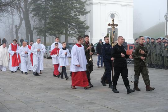 Chełm. Uroczystość z okazji Święta Niepodległości 2024. Msza św. w chełmskiej bazylice [GALERIA ZDJĘĆ]