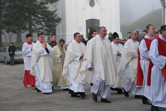 Chełm. Uroczystość z okazji Święta Niepodległości 2024. Msza św. w chełmskiej bazylice [GALERIA ZDJĘĆ]