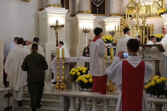 Chełm. Uroczystość z okazji Święta Niepodległości 2024. Msza św. w chełmskiej bazylice [GALERIA ZDJĘĆ]