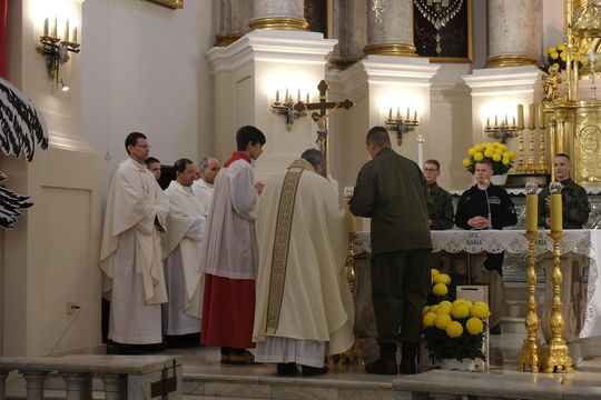 Chełm. Uroczystość z okazji Święta Niepodległości 2024. Msza św. w chełmskiej bazylice [GALERIA ZDJĘĆ]