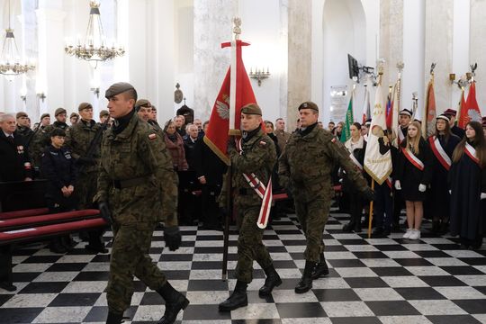 Chełm. Uroczystość z okazji Święta Niepodległości 2024. Msza św. w chełmskiej bazylice [GALERIA ZDJĘĆ]