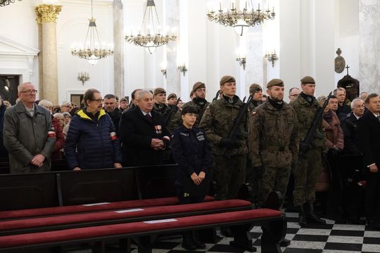 Chełm. Uroczystość z okazji Święta Niepodległości 2024. Msza św. w chełmskiej bazylice [GALERIA ZDJĘĆ]