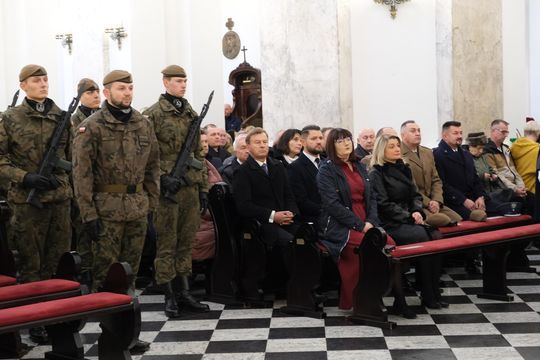 Chełm. Uroczystość z okazji Święta Niepodległości 2024. Msza św. w chełmskiej bazylice [GALERIA ZDJĘĆ]
