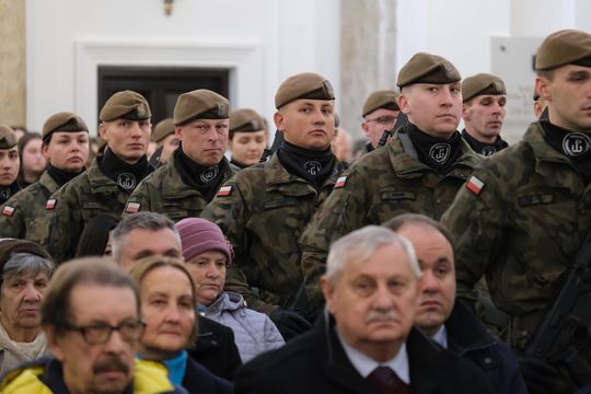 Chełm. Uroczystość z okazji Święta Niepodległości 2024. Msza św. w chełmskiej bazylice [GALERIA ZDJĘĆ]